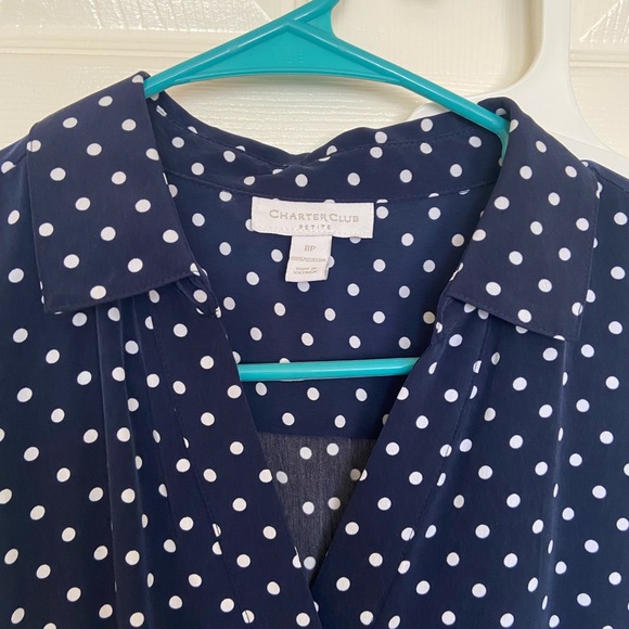 Half buttoned dress with stretchable belt - Picture 5 of 6